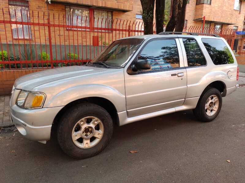 Ford Explorer Sport